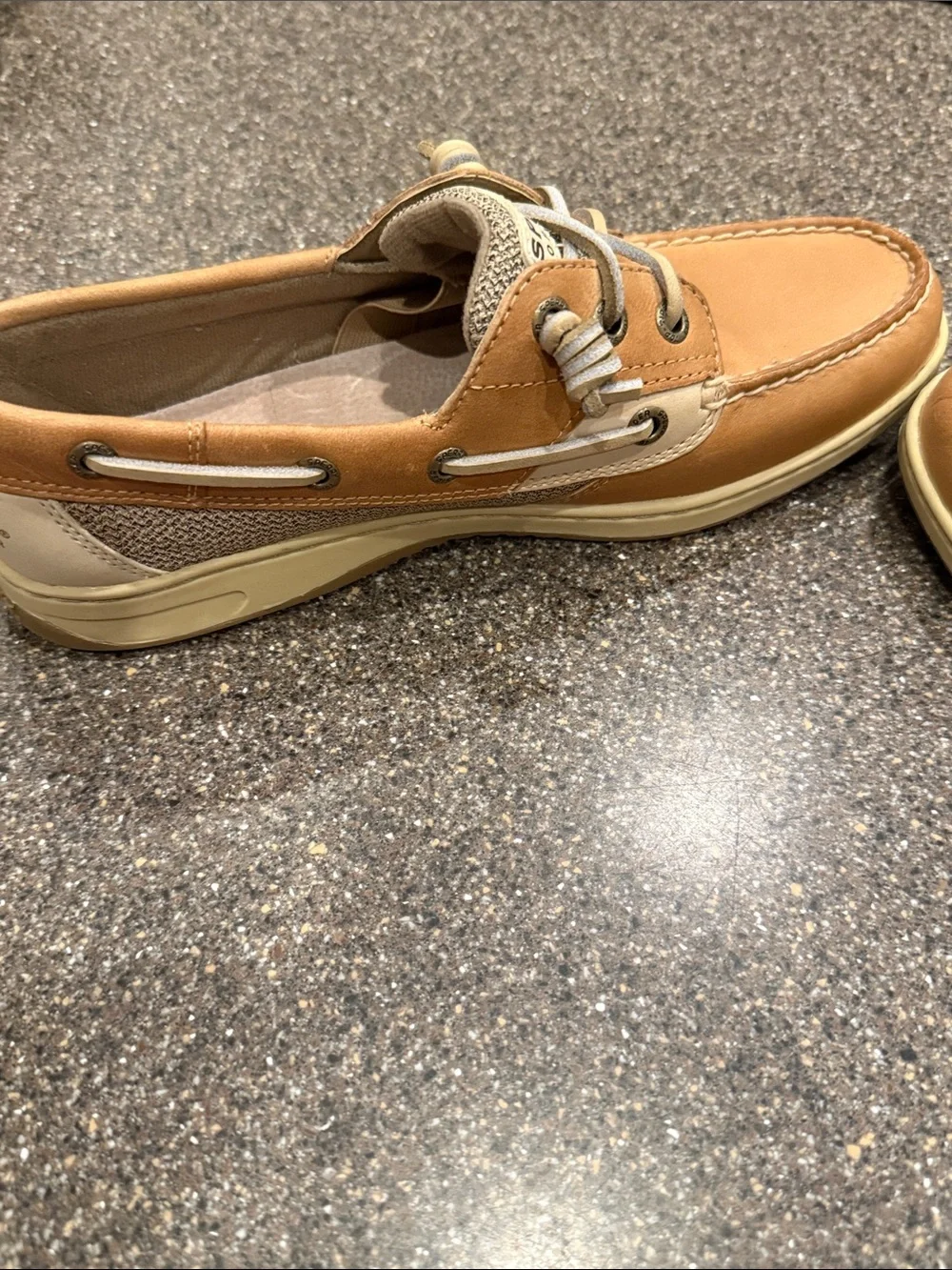 Sperry Women's Tan Leather 2-Eye Boat Shoes